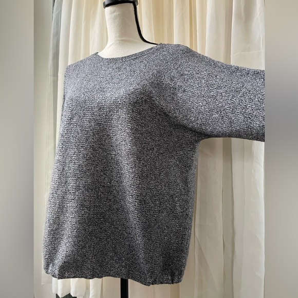 NWOT APT.9 Grey Elastic Waist Comfy Sweater - Picture 5 of 7